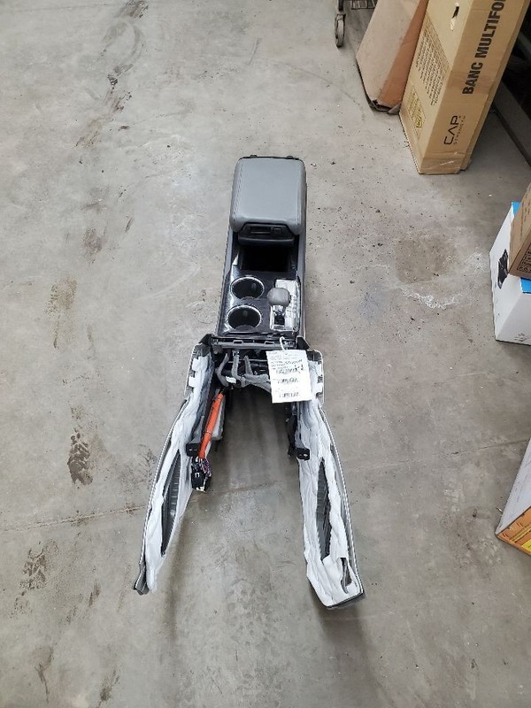 Console Front VIN J 11th Digit Limited Floor Fits 13-17 ACADIA 304315