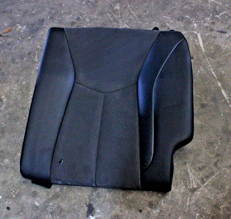 2012-2015 HYUNDAI VELOSTER LEFT REAR SEAT BACK LEATHER WITH CLOTH CENTER