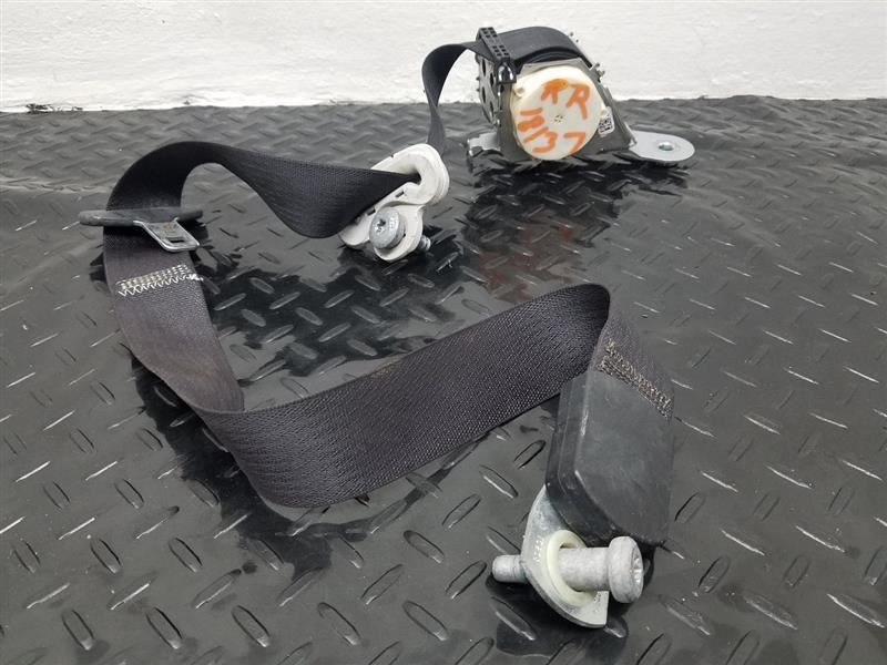 11-20 Dodge Caravan 2ND Row Right Passenger Belt Retractor Gray OEM ZV701X9AC