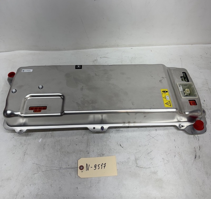 2018-2025 TESLA MODEL Y 3 BATTERY POWER PCS 32A1135558-00-D 9517 5779S2