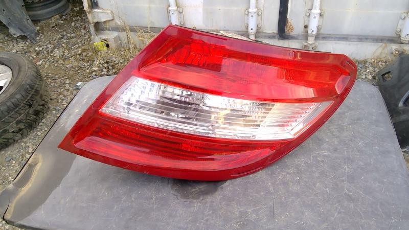 Tail Light Assembly MERCEDES C350 Right 08 09 10 11