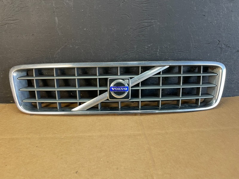 2003 to 2013 Volvo XC90 Front Upper Grill Grille Oem AE0859 DG