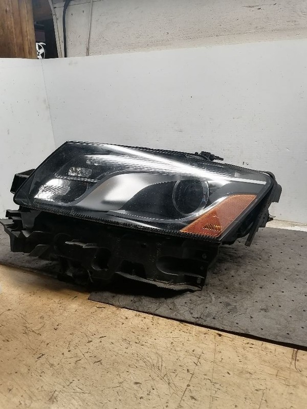 Driver Headlight Xenon HID Adaptive Curve Opt 8Q5 Fits 09-12 AUDI Q5 899060