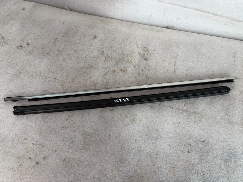 2019-2025 Nissan Altima OEM FRONT Right Door Lower Weather Strip Seal #025