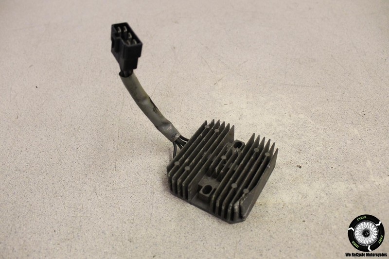 1999 Suzuki Intruder 1500 VL1500 RECTIFIER VOLTAGE REGULATOR CBR 600 99