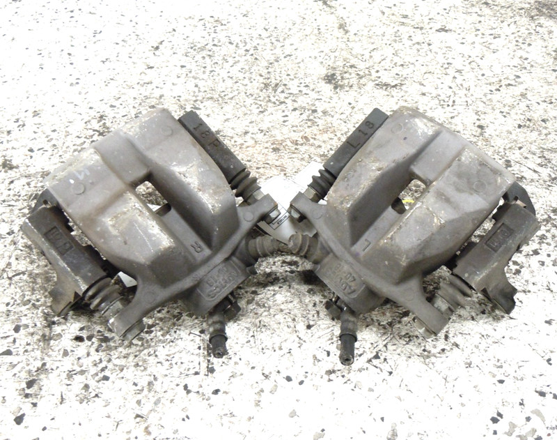 2013-2019 Lexus GS350 Rear Brake Caliper Pair Left Right OEM