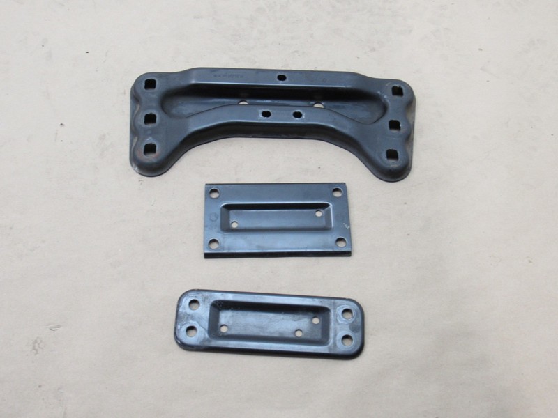 Mercedes SLK55 R171 2006 Transmission Support Mount Bracket Set 3 PCS 04-11 ;