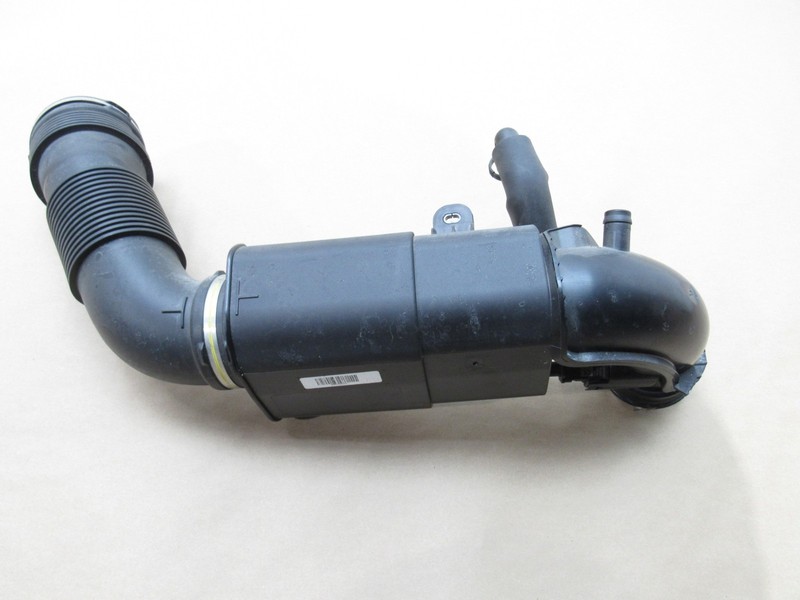 BMW M235i F44 2023 Air Intake Pipe Duct Tube W/ Resonator 20-25 |
