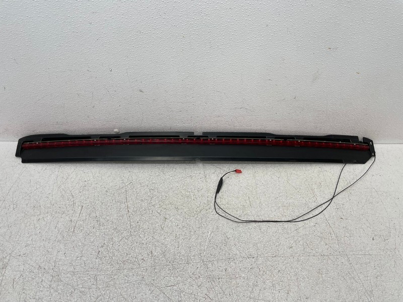 2012-2016 Tesla Model S Center Mounted LED 3rd Brake Light Stop Lamp OEM BTP1