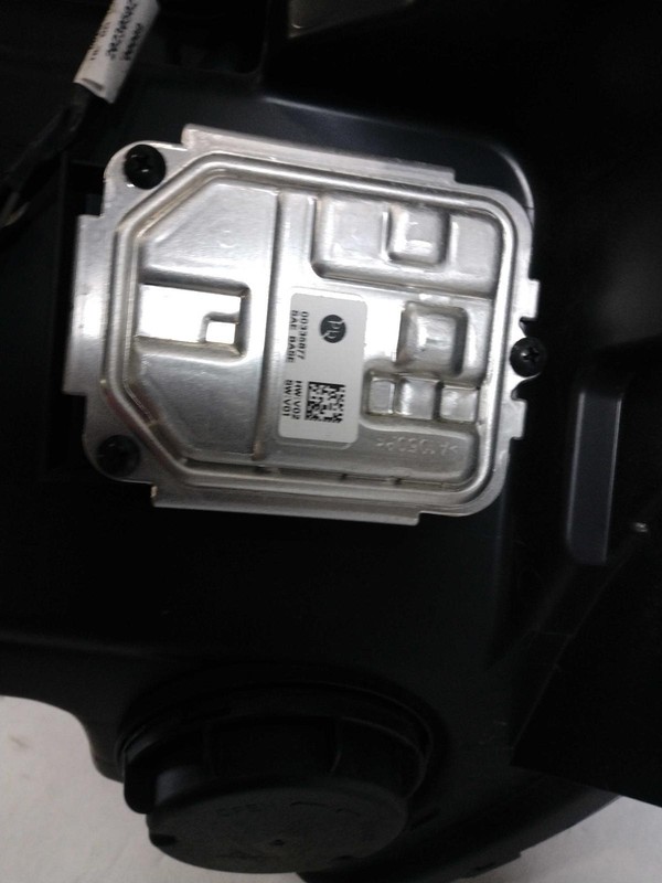 2024 Chevrolet Trax Left Headlight Assembly Grey Used, Scratch on Top