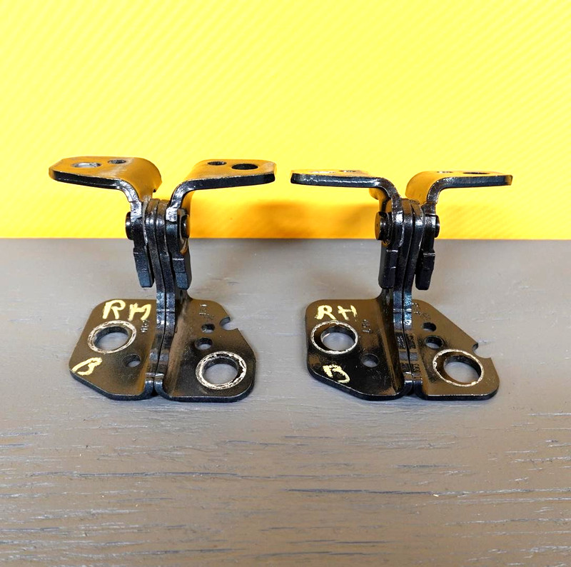 2022-2025 JEEP GRAND WAGONEER RIGHT PASSENGER REAR DOOR UPPER & LOWER HINGE SET