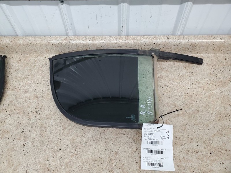 Passenger Rear Door Vent Glass 123.7" Wb Fits 03-11 LINCOLN & TOWN CAR 296793