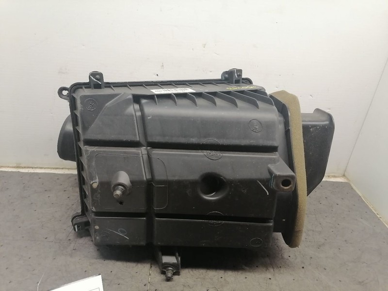 Air Cleaner Fits 17-20 ESCALADE 1571754