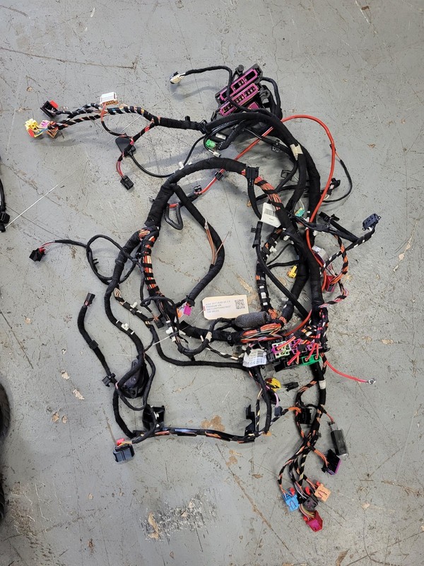 Used Oem Audi Dashboard Dash Wiring Harness 8F002799 for Q5 2.0L AWD Premium 17