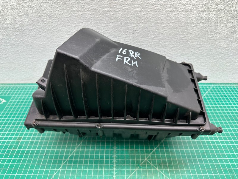 14-16 LAND ROVER LR4 ENGINE RIGHT SIDE AIR CLEANER HOUSING FILTER BOX OEM