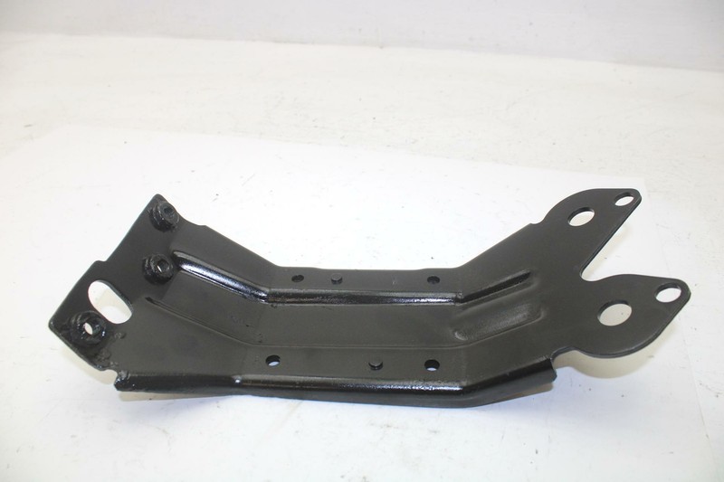 89 Yamaha Inviter OEM Motor Mount Plate 83M-21411-00-00 SY56
