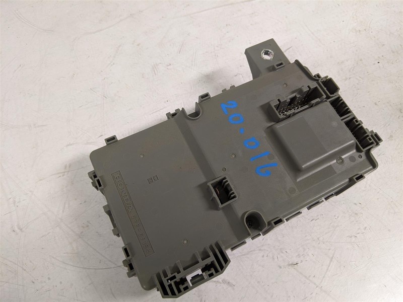 2018-2020 Honda Accord Cabin Room Inside Fuse Box 38200-Tva-A12