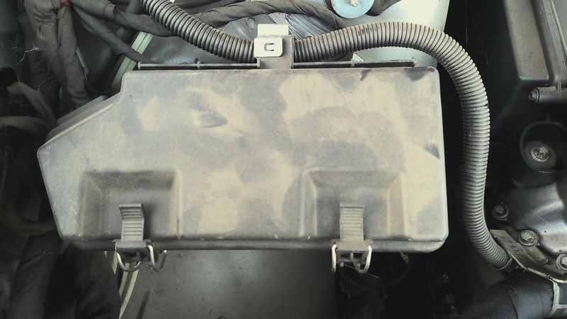 Engine Fuse Box MERCEDES GL CLASS 12