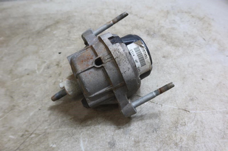 2014-2019 Chevy Corvette C7 OEM Left Driver LH Engine Motor Mount 23187451