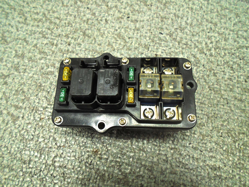 FUSE BOX ASSY 60V-82170-01-00 Yamaha Outboard 2003 & Later 200-300 HP