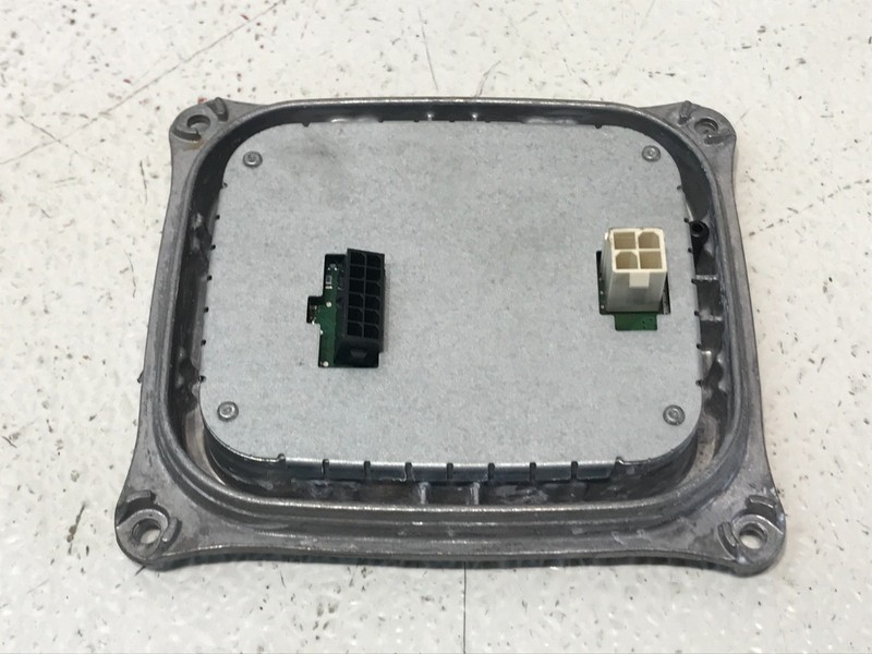 11-13 BMW E92 E93 335I HEADLIGHT TURN SIGNAL CONTROL MODULE OEM 7263087