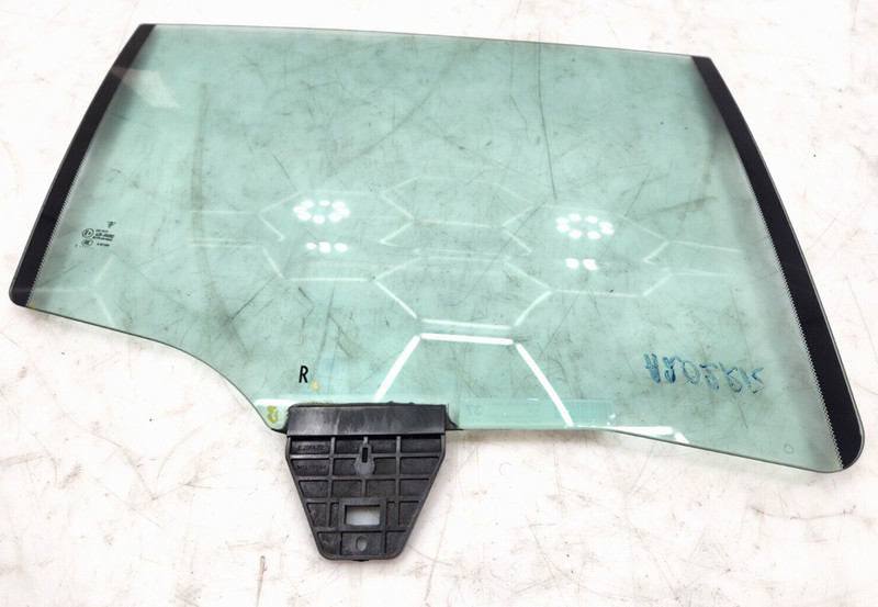 ✅ 10-16 OEM Porsche Panamera 970 Rear Right Passenger Door Window Glass