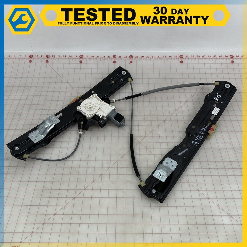 17-20 JAGUAR XE FRONT RIGHT DOOR POWER WINDOW REGULATOR WITH MOTOR OEM