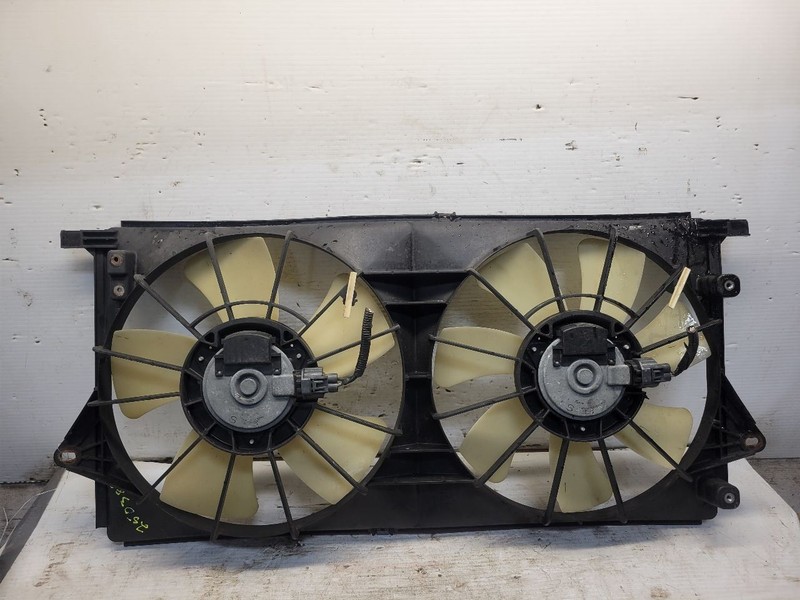 Radiator Fan Motor Fan Assembly And Limousine Package Fits 06-11 DTS 1670117