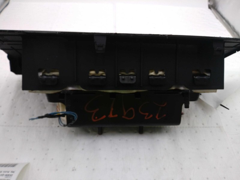 2012 Jeep Liberty Right Instrument Panel Air Bag Silver 96K Miles OEM