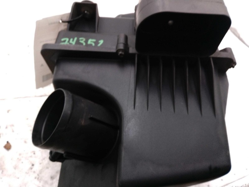 2018 Jeep Cherokee Air Cleaner Assembly OEM 68301836AA Used Black 107K Miles