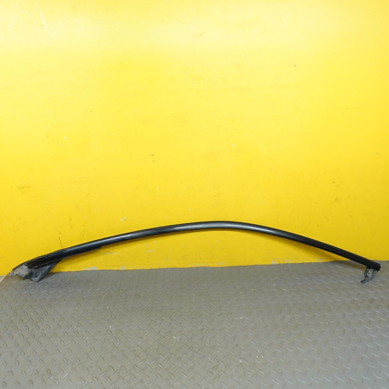 2018-2024 ALFA ROMEO STELVIO FRONT LEFT DRIVER SIDE DOOR REVEAL MOULDING OEM