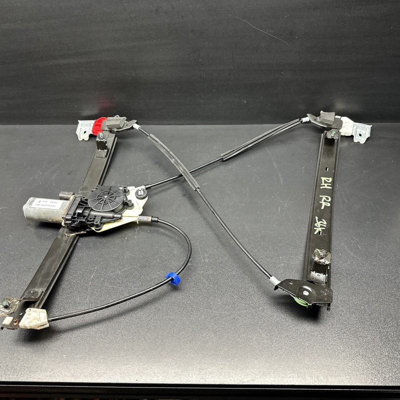 03-12 Quattroporte M139 OEM REAR Right Pass. Side Door Window Motor Regulator