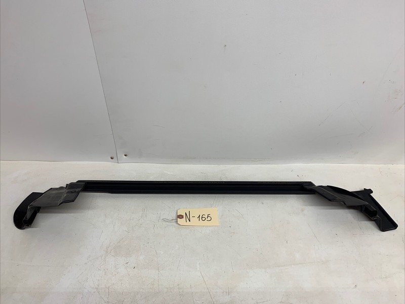 17-22 TESLA MODEL 3 REAR LEFT DOOR WINDOW BELT MOLDING OEM 109050300F 165 U8