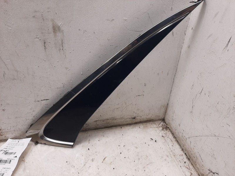 15 TOYOTA CAMRY REAR PASSENGER RIGHT QUARTER PANEL WINDOW TRIM CHROME