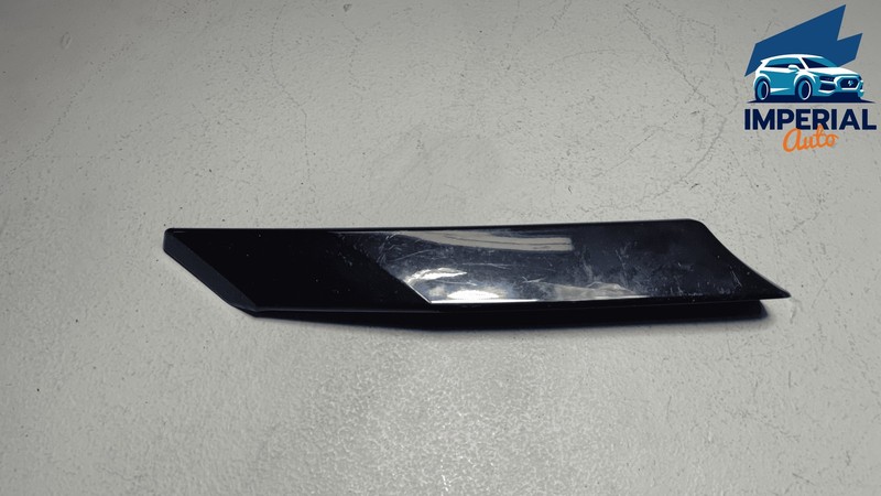 TOYOTA RAV4 2019-2025 REAR DRIVER SIDE QUARTER PANEL UPPER TRIM OEM