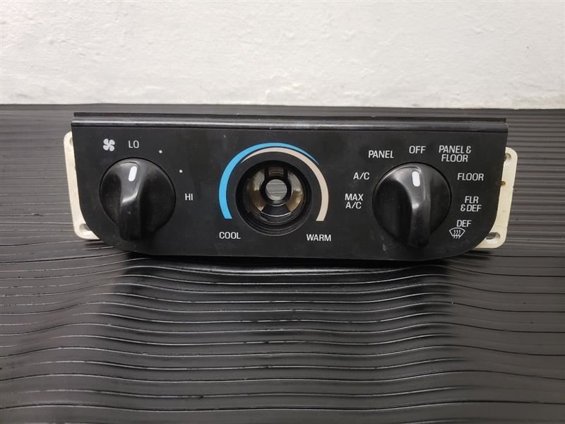 97-98 Ford F150 A/C Temperature Manual Control OEM F65Z-19980-AB