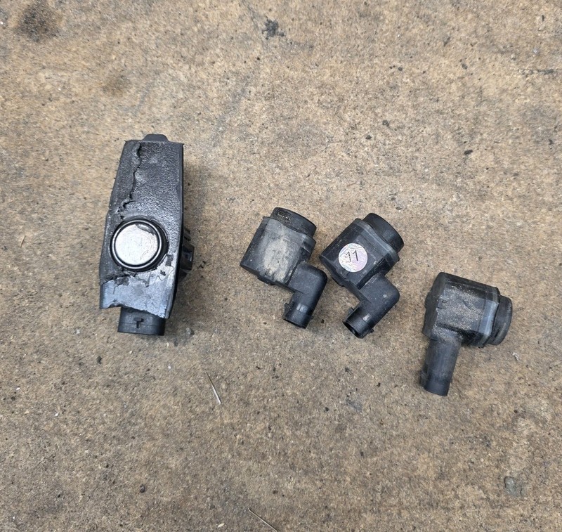13 14 15 16 17 AUDI Q5 Rear Bumper Lower 4 Parking Sensor W/1 Holder Bracket OEM