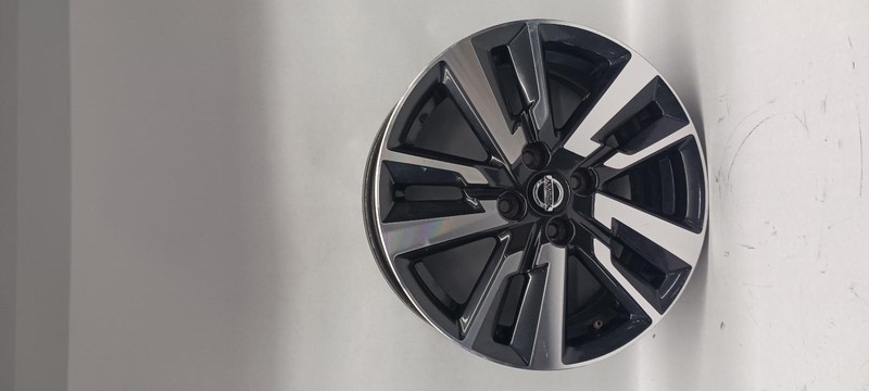 20-'24 NISSAN VERSA Wheel 16x6 alloy OEM Grade B