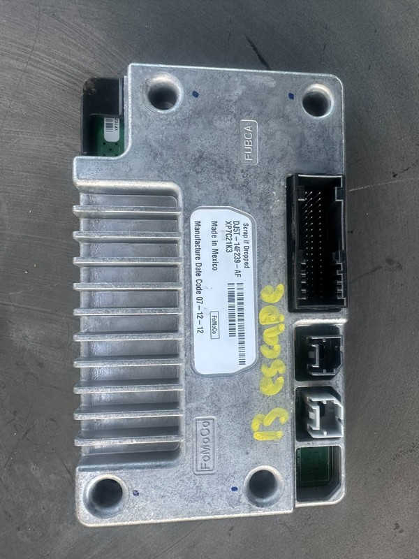 13-16 FORD CMAX ESCAPE OEM RADIO STEREO SYNC CONTROL MODULE APIM DA5T-14D212-AD