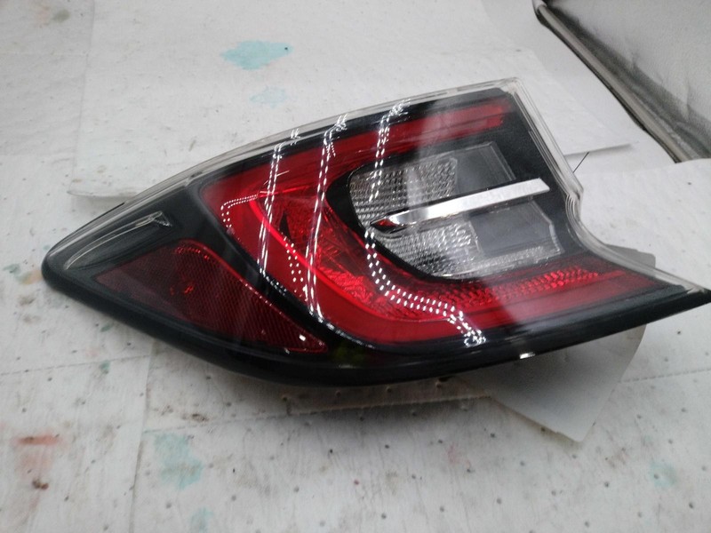 2019 Toyota Corolla Left Tail Light Assembly Silver OEM 700254 96K Miles