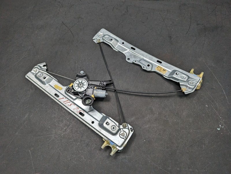 Front Left Door Window Regulator w/ Motor 2019 Infiniti QX50 2020 2021 - 2024
