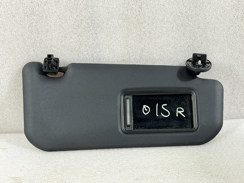 18 19 TOYOTA CHR Sun Visor RIGHT Illumination black Int #015