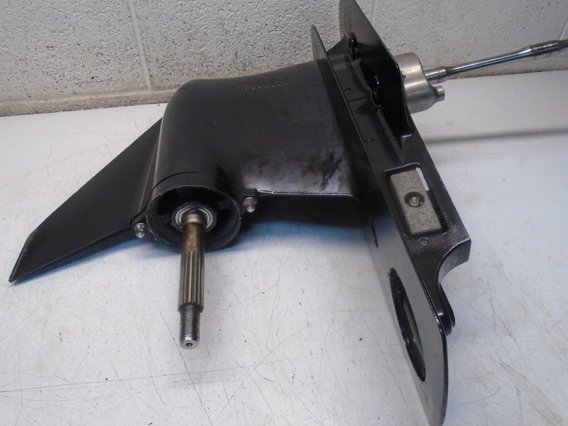 F Mercury 115hpLong Shaft Gear Housing Assembly 1667-9011G72 2002 1115F132D