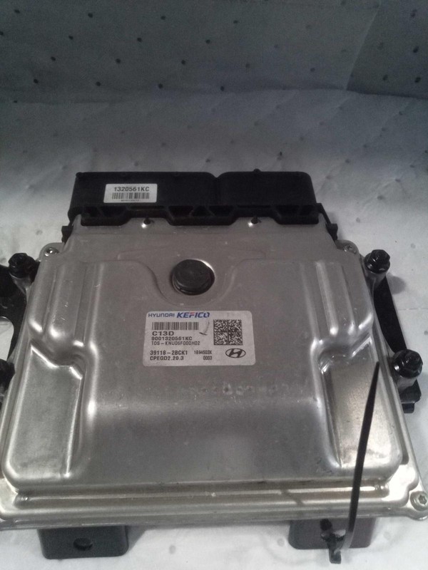 2019 Hyundai KONA Engine Control Module ECM OEM 391182BCK1 47K Miles