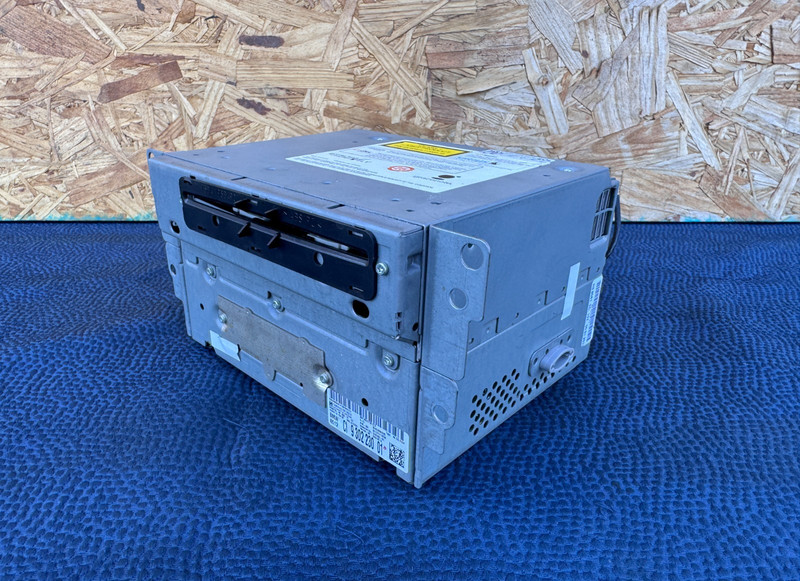 12–15 OEM BMW F30 3 Series Early CIC Infotainment Computer Head Unit Drive Radio