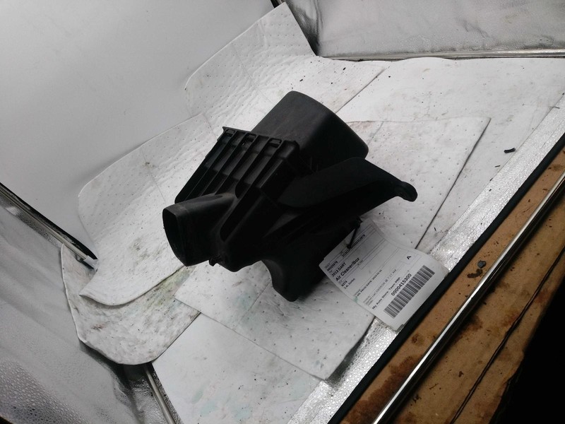 2013 Dodge Dart Air Cleaner Assembly OEM 1.4L Turbo 117k Miles Black
