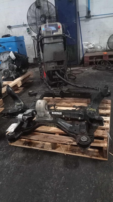 2012 Cadillac SRX Frame Crossmember OEM 20857881 White 100K Miles Warranty