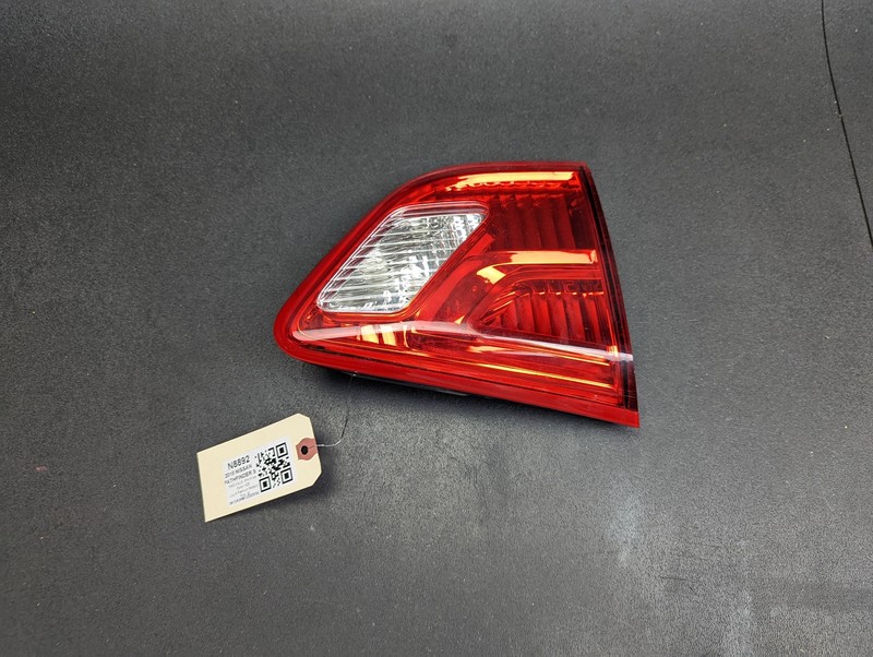 Rear Left Inner Tail Light Lamp 2018 Nissan Pathfinder 26545-9PF0A 2016 - 2020