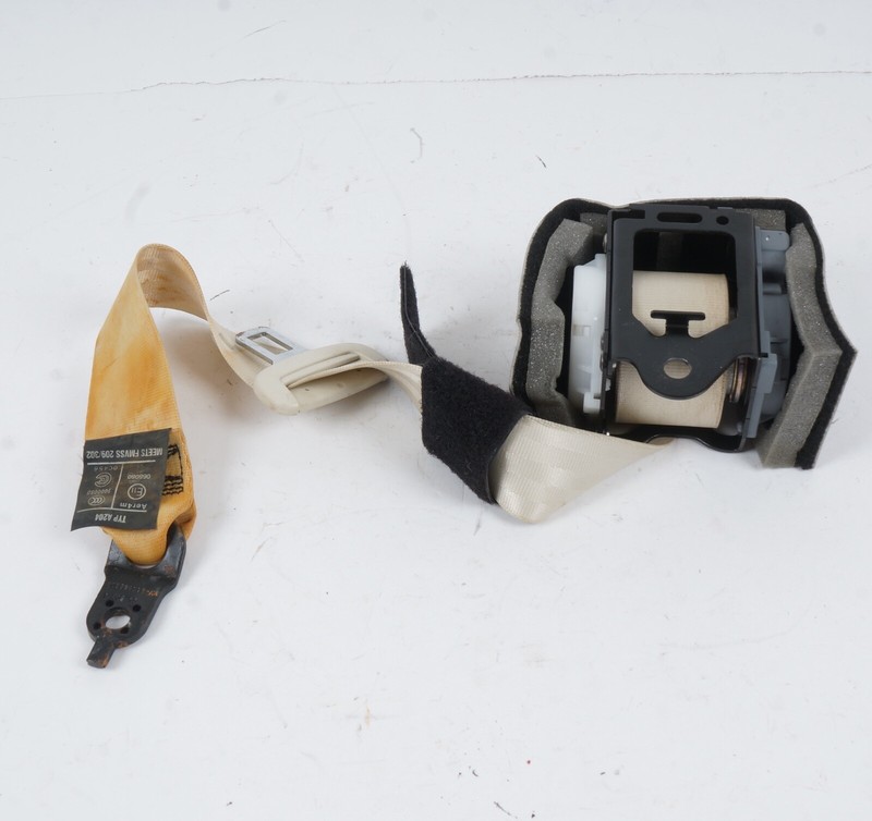 10-20 BENTLEY MULSANNE REAR CENTER PASSENGER SIDE SEAT BELT RETRACTOR RIGHT ASSY