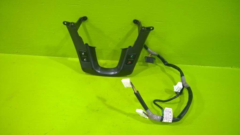 11 12 13 KIA SORENTO PHONE WHEEL SWITCH OEM 2737-7